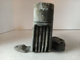 bontott OPEL ASTRA J Motor Tartó Bak Jobb