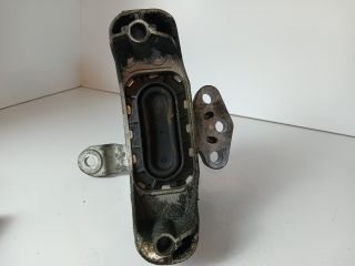 bontott OPEL ASTRA J Motor Tartó Bak Jobb