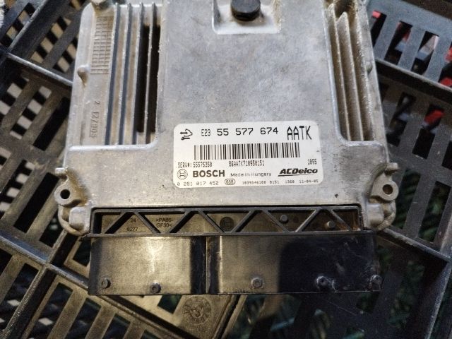 bontott OPEL ASTRA J Motorvezérlő