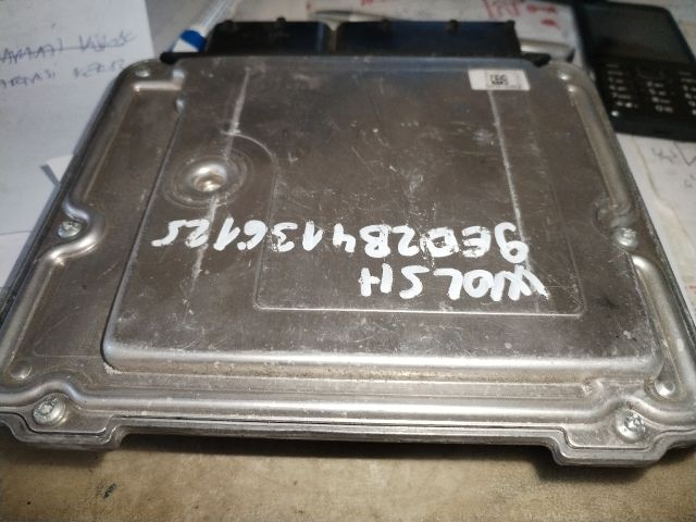 bontott OPEL ASTRA J Motorvezérlő