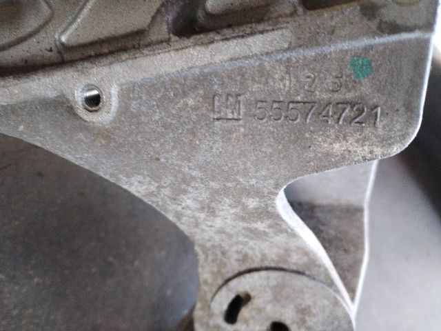 bontott OPEL ASTRA J Nagynyomású Szivattyú Bak