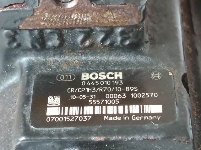 bontott OPEL ASTRA J Nagynyomású Szivattyú