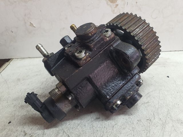 bontott OPEL ASTRA J Nagynyomású Szivattyú