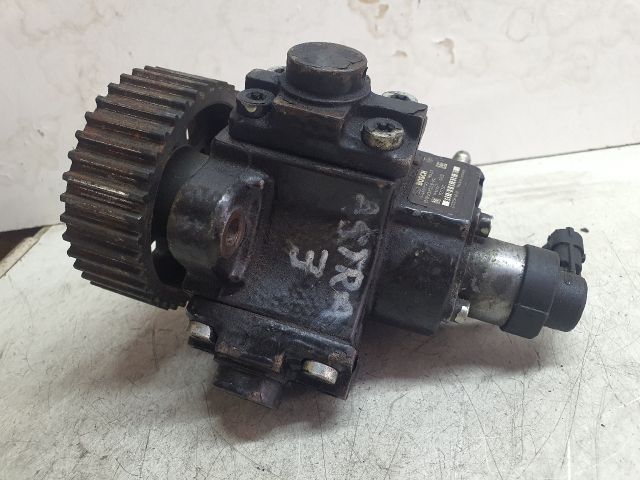 bontott OPEL ASTRA J Nagynyomású Szivattyú