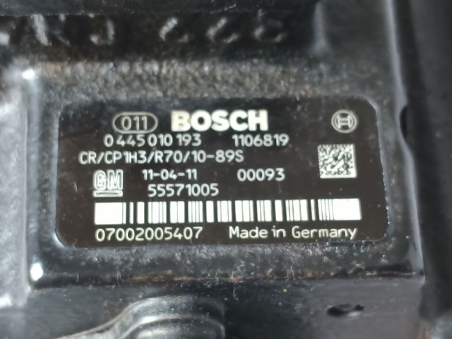 bontott OPEL ASTRA J Nagynyomású Szivattyú