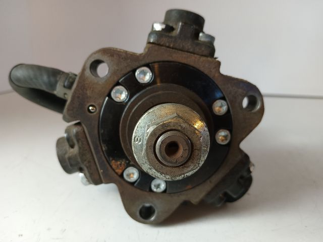 bontott OPEL ASTRA J Nagynyomású Szivattyú