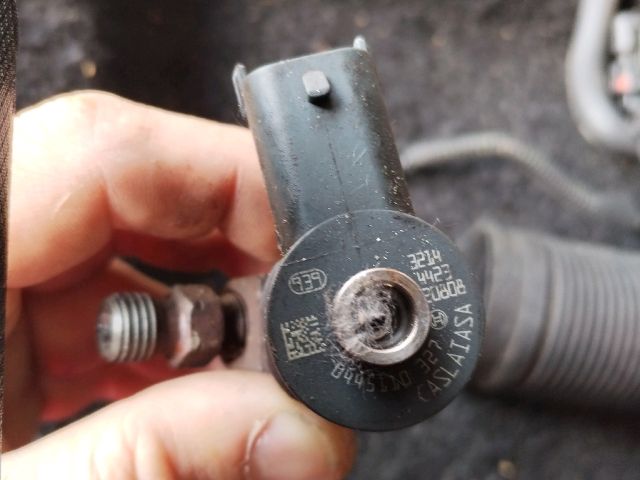 bontott OPEL ASTRA J Porlasztó (1 db)