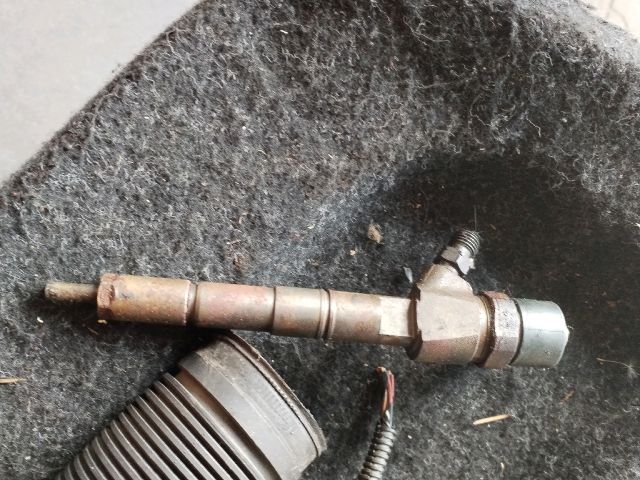 bontott OPEL ASTRA J Porlasztó (1 db)