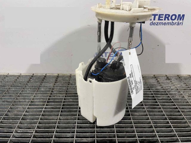 bontott OPEL ASTRA J Üzemanyag Szivattyú