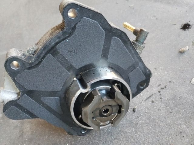 bontott OPEL ASTRA J Vákumpumpa