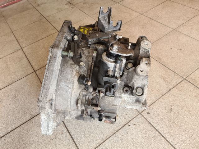 bontott OPEL ASTRA J Váltó (Mechanikus)