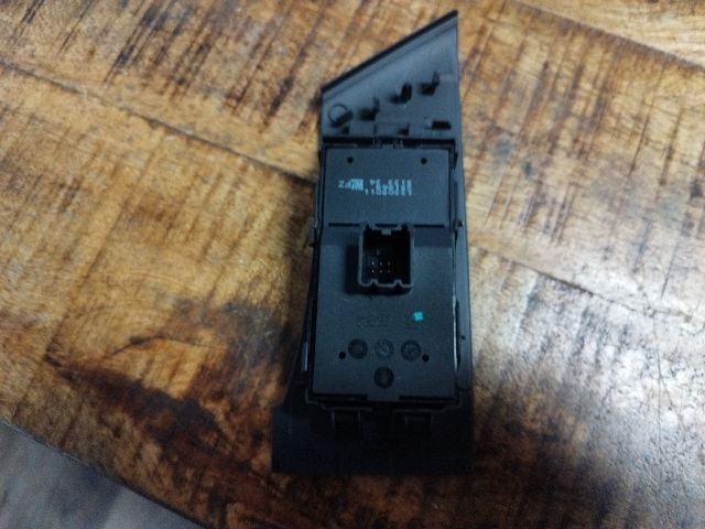 bontott OPEL ASTRA J Ablakemelő Kapcsoló Négyes / Kettes