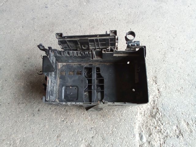 bontott OPEL ASTRA J Akkumulátor Tartó