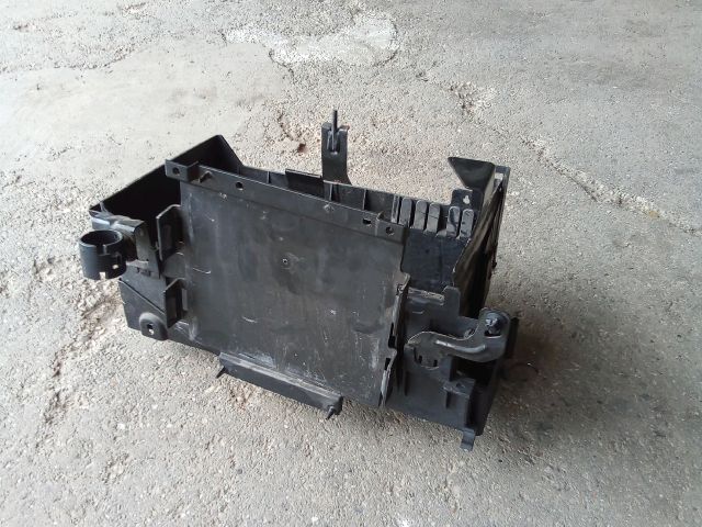 bontott OPEL ASTRA J Akkumulátor Tartó
