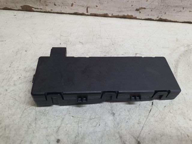 bontott OPEL ASTRA J Antenna Erősítő