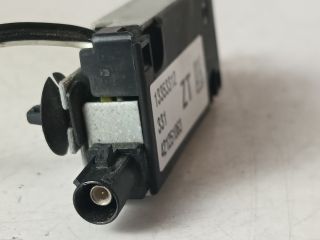 bontott OPEL ASTRA J Antenna Erősítő