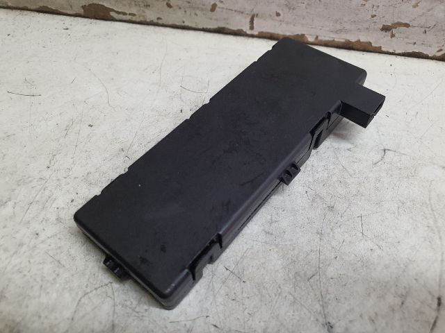 bontott OPEL ASTRA J Antenna Erősítő