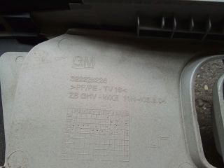 bontott OPEL ASTRA J Bal B Oszlop Burkolat