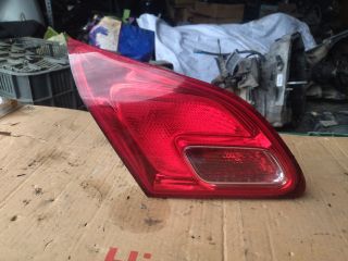 bontott OPEL ASTRA J Bal Belső Hátsó Lámpa