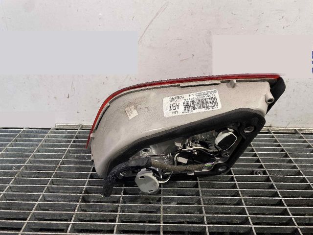 bontott OPEL ASTRA J Bal Belső Hátsó Lámpa