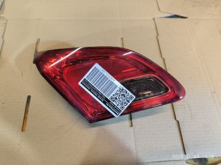 bontott OPEL ASTRA J Bal Belső Hátsó Lámpa