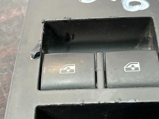 bontott OPEL ASTRA J Bal első Ablakemelő Kapcsoló
