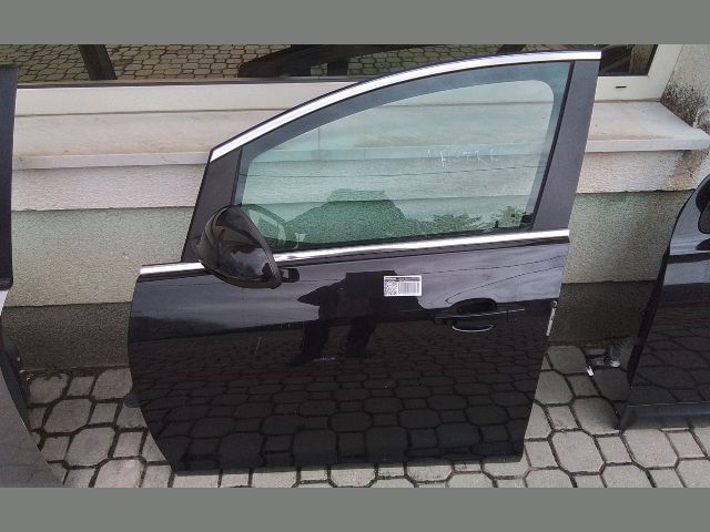 bontott OPEL ASTRA J Bal első Ajtó (Részeivel)