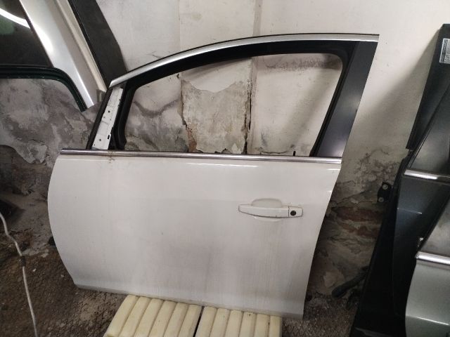 bontott OPEL ASTRA J Bal első Ajtó (Üres lemez)