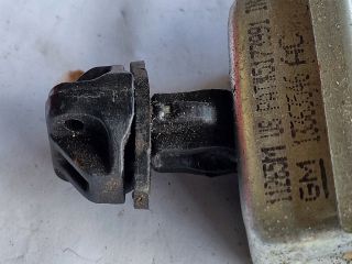 bontott OPEL ASTRA J Bal első Ajtóhatároló