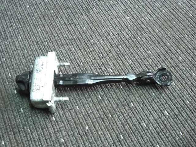 bontott OPEL ASTRA J Bal első Ajtóhatároló