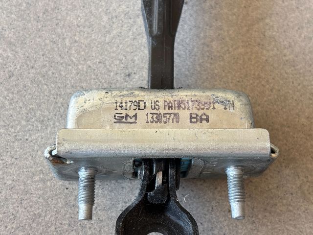 bontott OPEL ASTRA J Bal első Ajtóhatároló