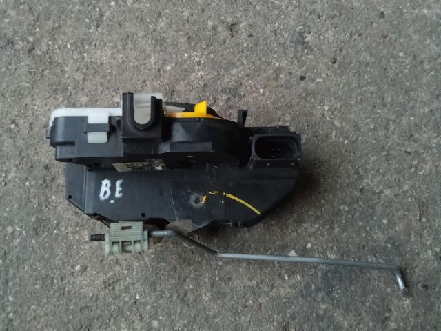 bontott OPEL ASTRA J Bal első Ajtózár