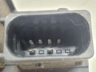 bontott OPEL ASTRA J Bal első Ajtózár