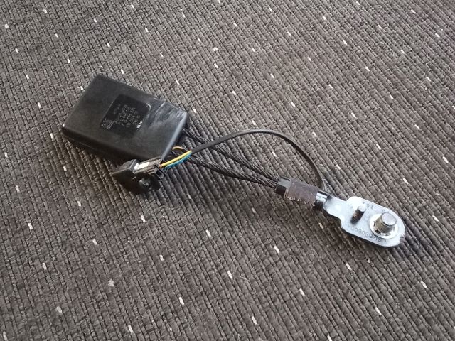 bontott OPEL ASTRA J Bal első Biztonsági Öv Csat