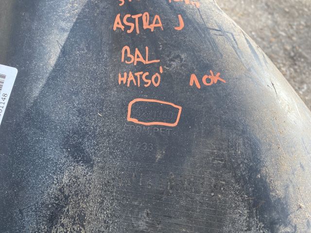 bontott OPEL ASTRA J Bal első Dobbetét (Kerékjárati, Műanyag)