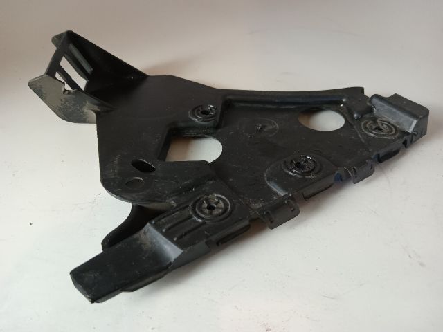 bontott OPEL ASTRA J Bal első Oldal Lökhárító Tartó (Műanyag)