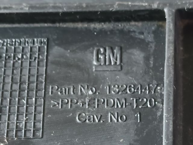 bontott OPEL ASTRA J Bal első Oldal Lökhárító Tartó (Műanyag)