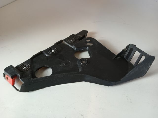 bontott OPEL ASTRA J Bal első Oldal Lökhárító Tartó (Műanyag)