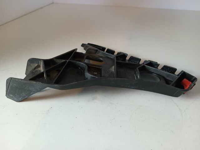 bontott OPEL ASTRA J Bal első Oldal Lökhárító Tartó (Műanyag)