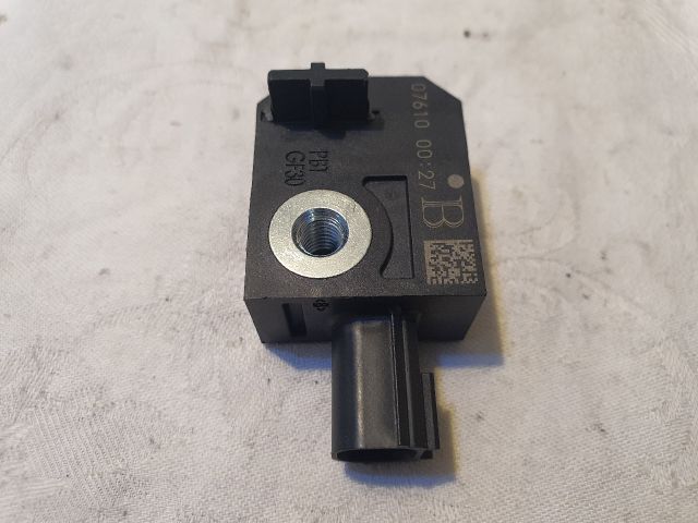 bontott OPEL ASTRA J Bal első Oldal Ütközés Érzékelő