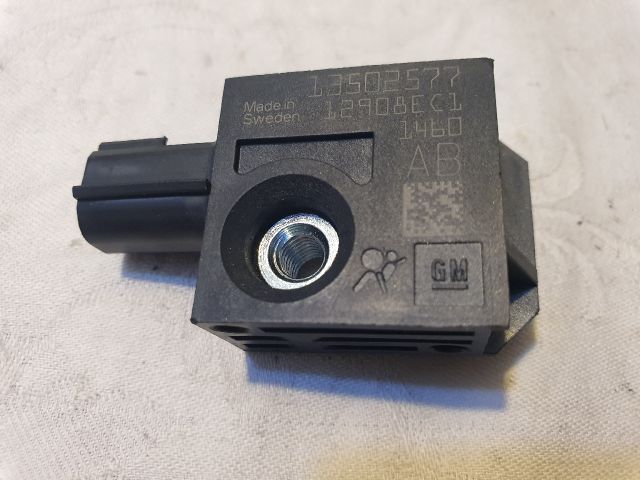 bontott OPEL ASTRA J Bal első Oldal Ütközés Érzékelő