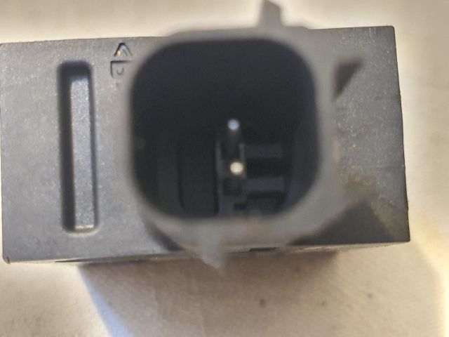 bontott OPEL ASTRA J Bal első Oldal Ütközés Érzékelő