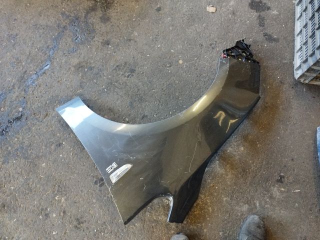 bontott OPEL ASTRA J Bal első Sárvédő