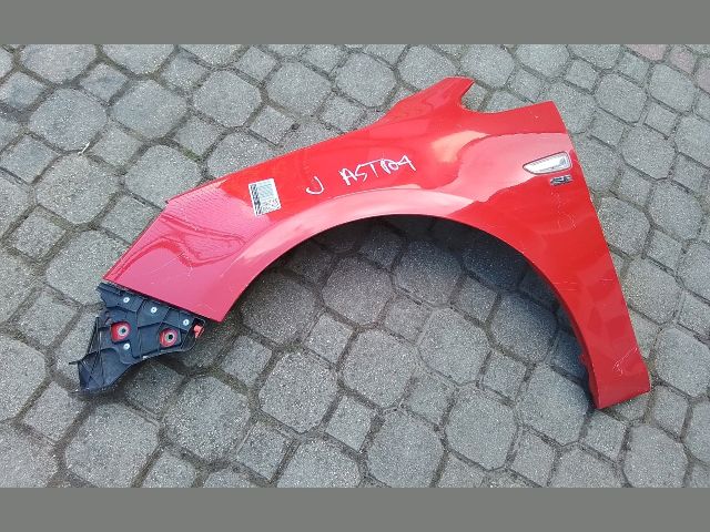 bontott OPEL ASTRA J Bal első Sárvédő