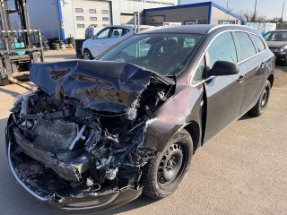 bontott OPEL ASTRA J Bal első Zsanér