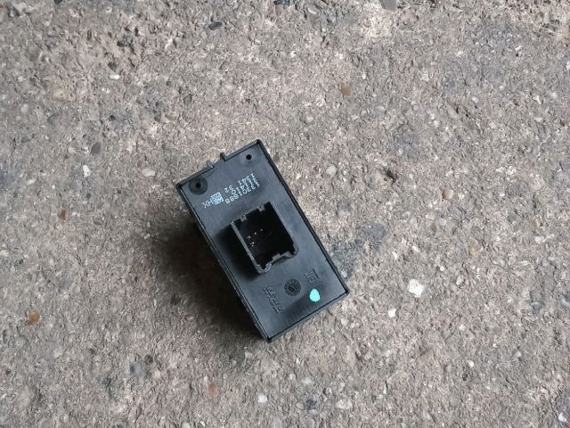 bontott OPEL ASTRA J Bal hátsó Ablakemelő Kapcsoló