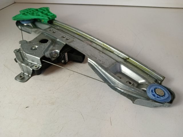 bontott OPEL ASTRA J Bal hátsó Ablakemelő Szerkezet (Elektromos)