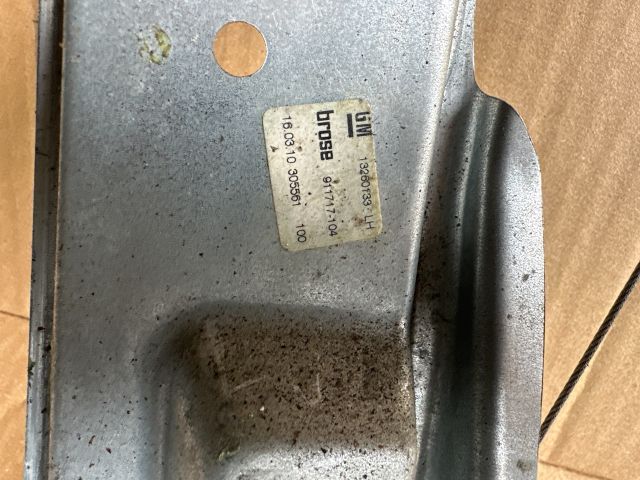 bontott OPEL ASTRA J Bal hátsó Ablakemelő Szerkezet (Elektromos)