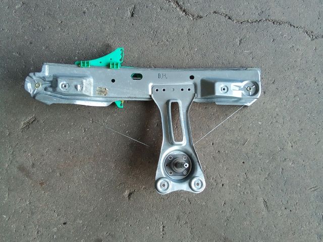 bontott OPEL ASTRA J Bal hátsó Ablakemelő Szerkezet (Mechanikus)