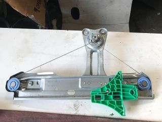 bontott OPEL ASTRA J Bal hátsó Ablakemelő Szerkezet (Mechanikus)